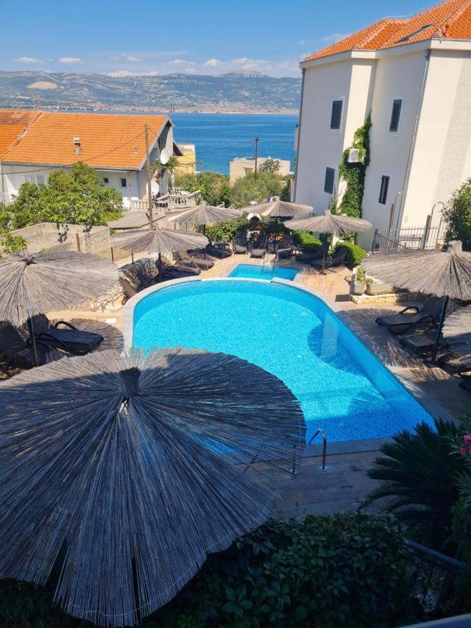Apartment Relax Villa Salena Слатине Екстер'єр фото