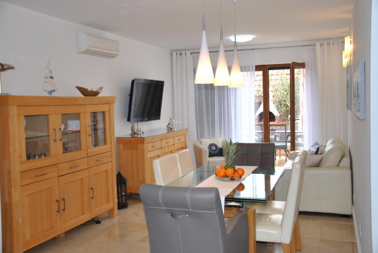 Apartment Relax Villa Salena Слатине Екстер'єр фото