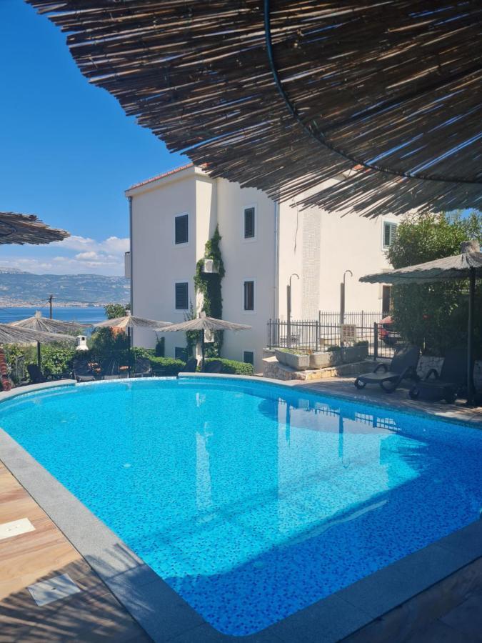 Apartment Relax Villa Salena Слатине Екстер'єр фото