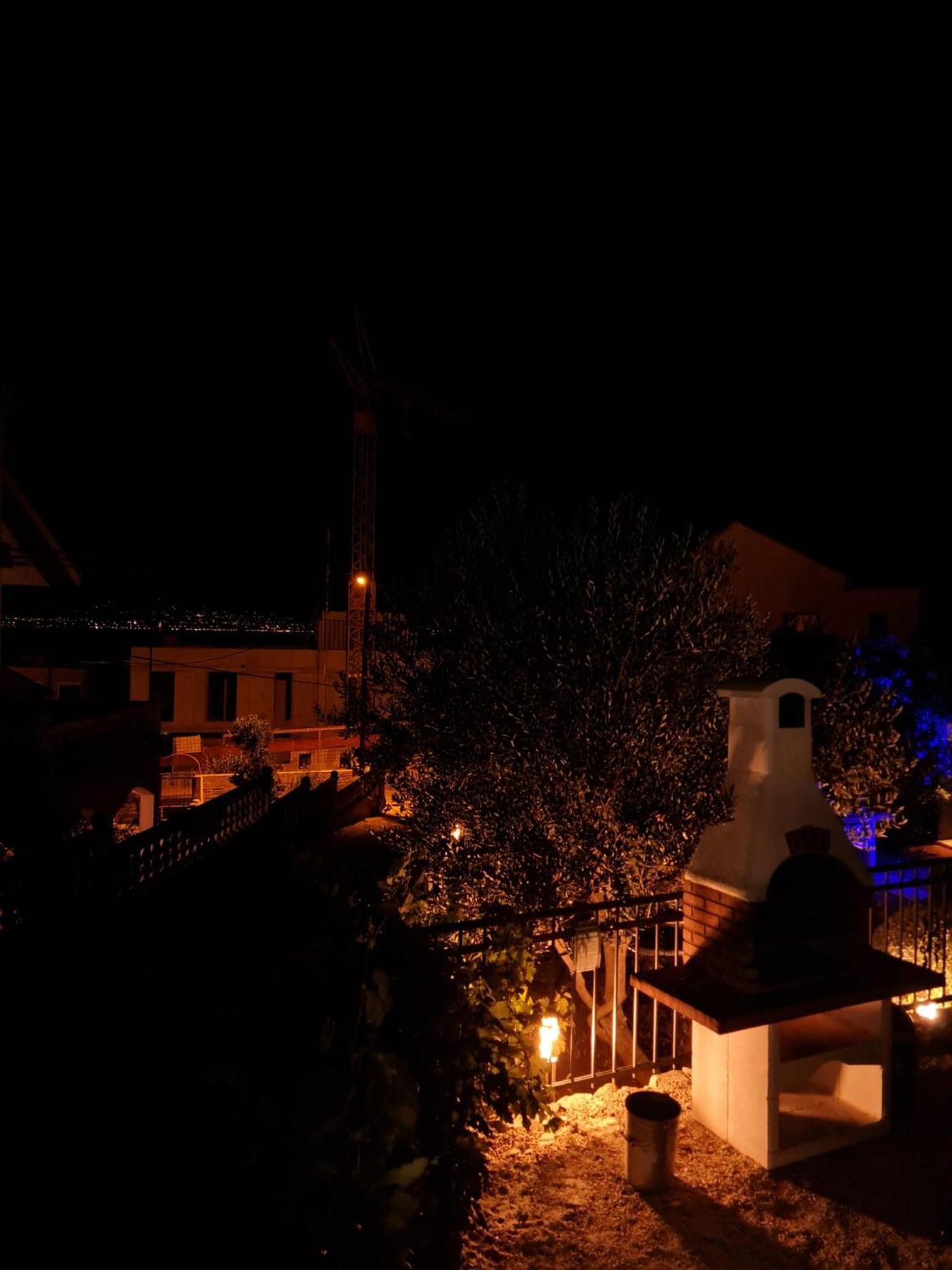 Apartment Relax Villa Salena Слатине Екстер'єр фото