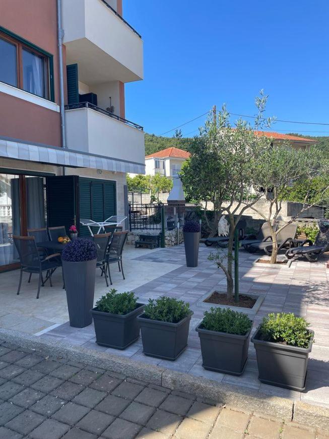 Apartment Relax Villa Salena Слатине Екстер'єр фото